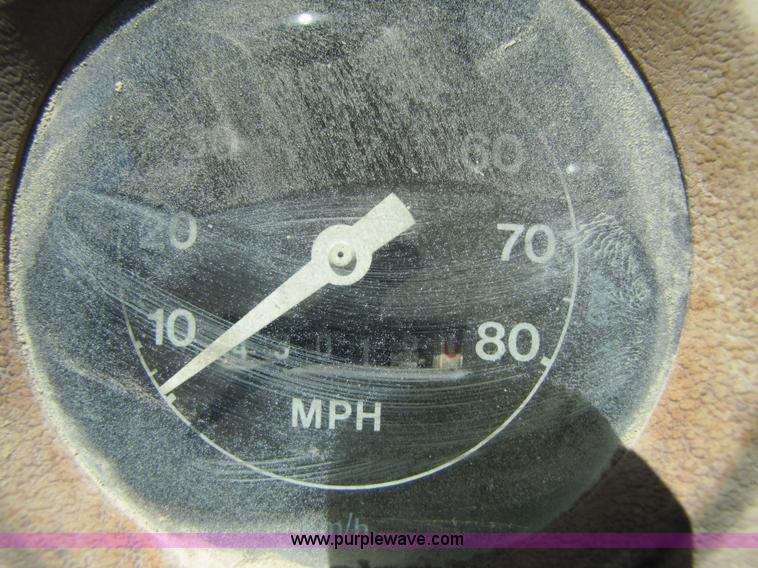 image for item 3481 1977 Ford dump truck