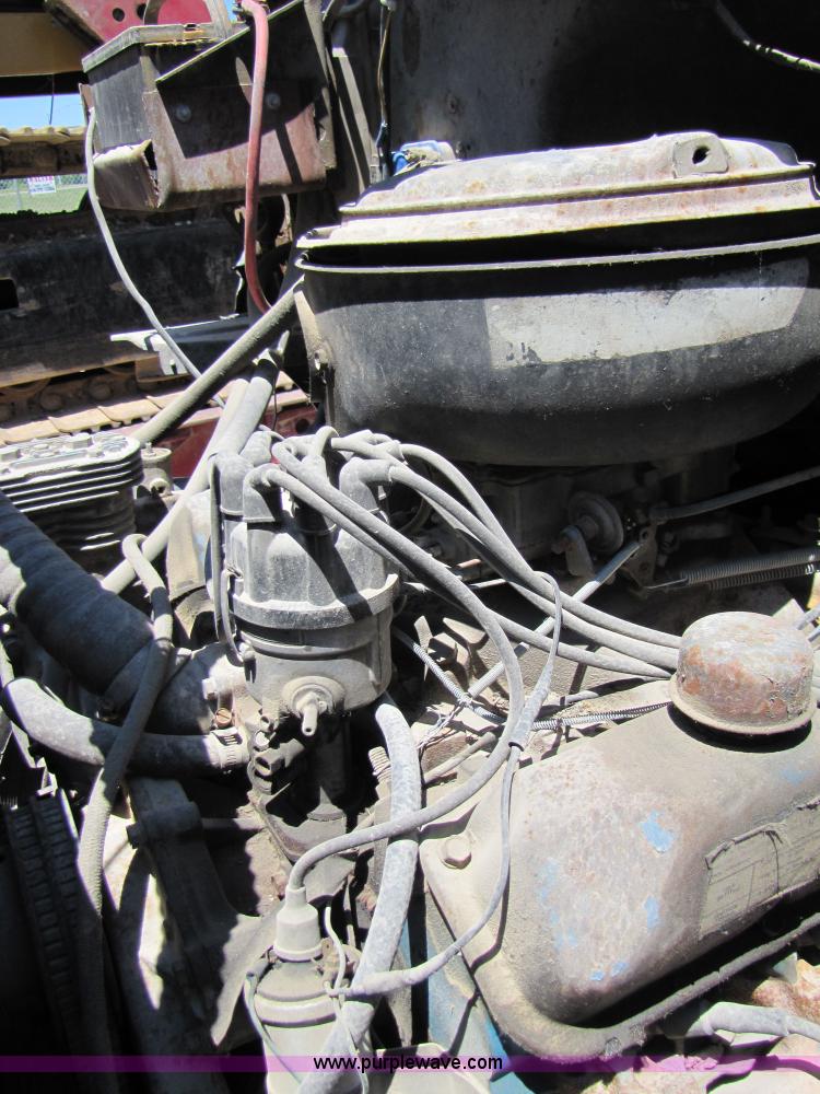 image for item 3481 1977 Ford dump truck