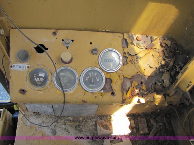 image for item 3482 1959 Caterpillar 12 motor grader