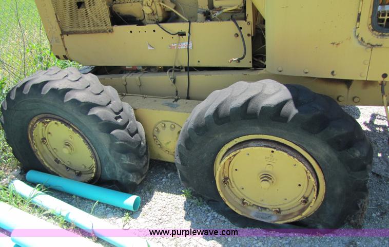image for item 3482 1959 Caterpillar 12 motor grader