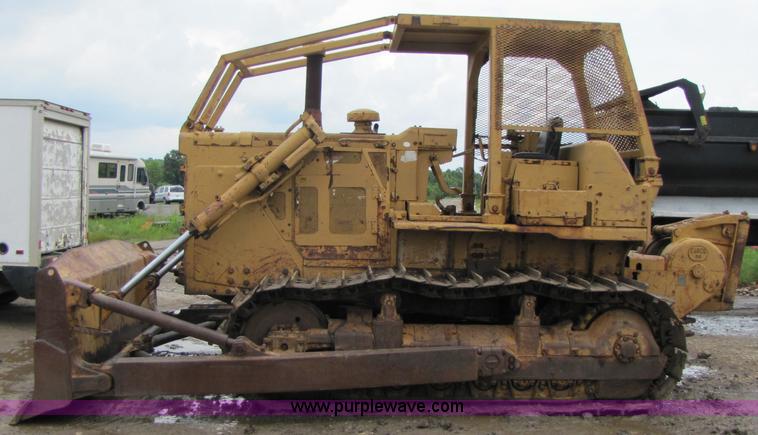 image for item 3506 1980 Komatsu D85A-18 dozer