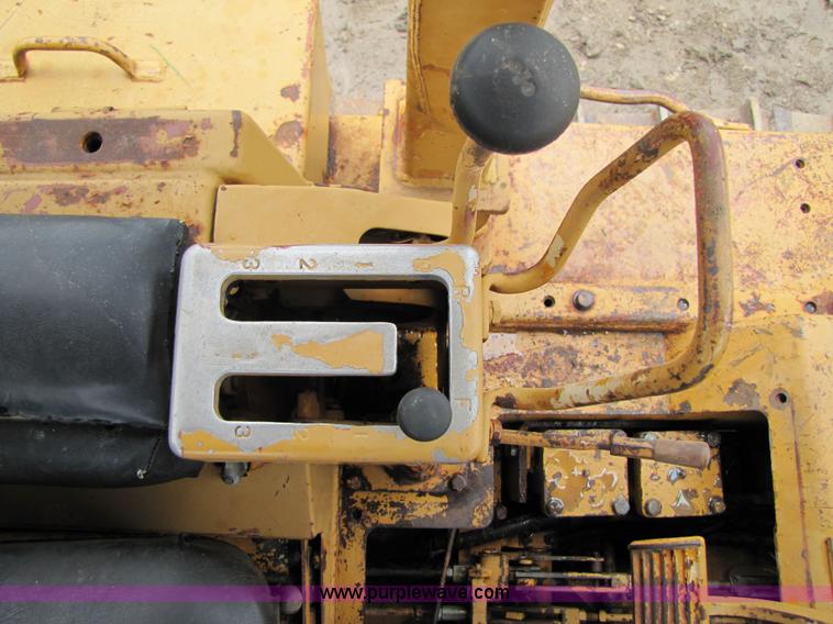 image for item 3506 1980 Komatsu D85A-18 dozer