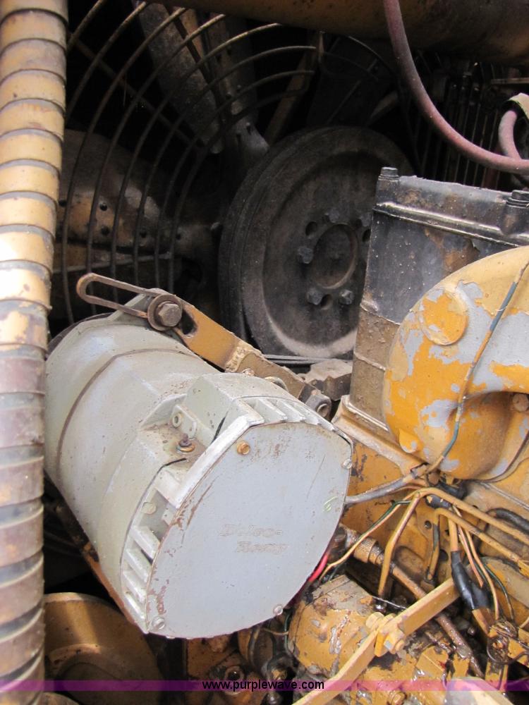 image for item 3506 1980 Komatsu D85A-18 dozer