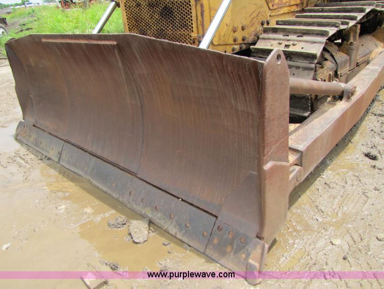 image for item 3506 1980 Komatsu D85A-18 dozer