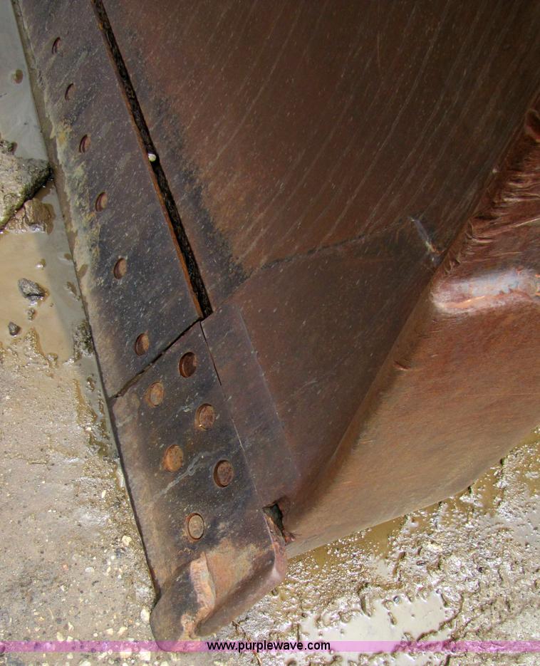 image for item 3506 1980 Komatsu D85A-18 dozer