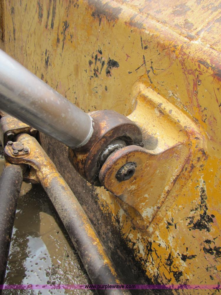 image for item 3506 1980 Komatsu D85A-18 dozer