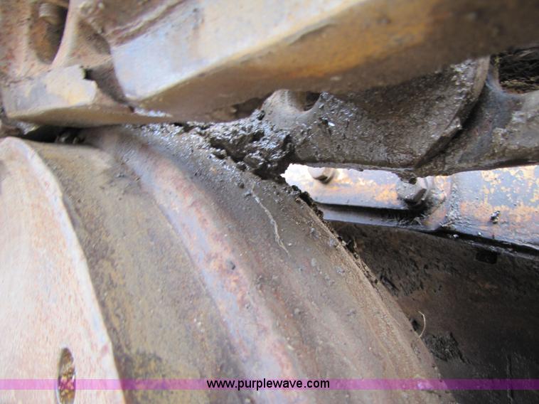 image for item 3506 1980 Komatsu D85A-18 dozer