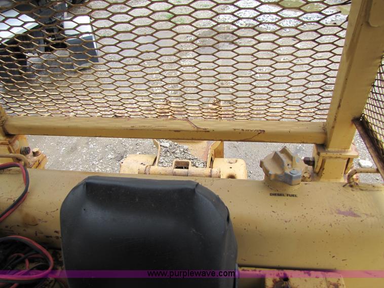 image for item 3506 1980 Komatsu D85A-18 dozer