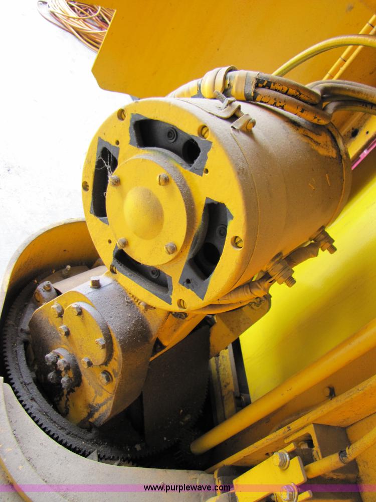 image for item 3509 Moto Truc electric forklift