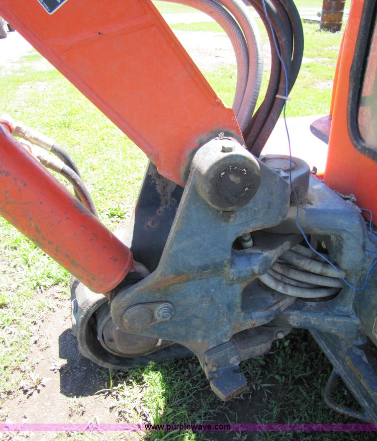 image for item 3539 1997 Kubota KX121-2 mini excavator