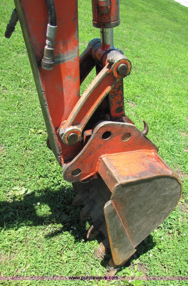 image for item 3539 1997 Kubota KX121-2 mini excavator