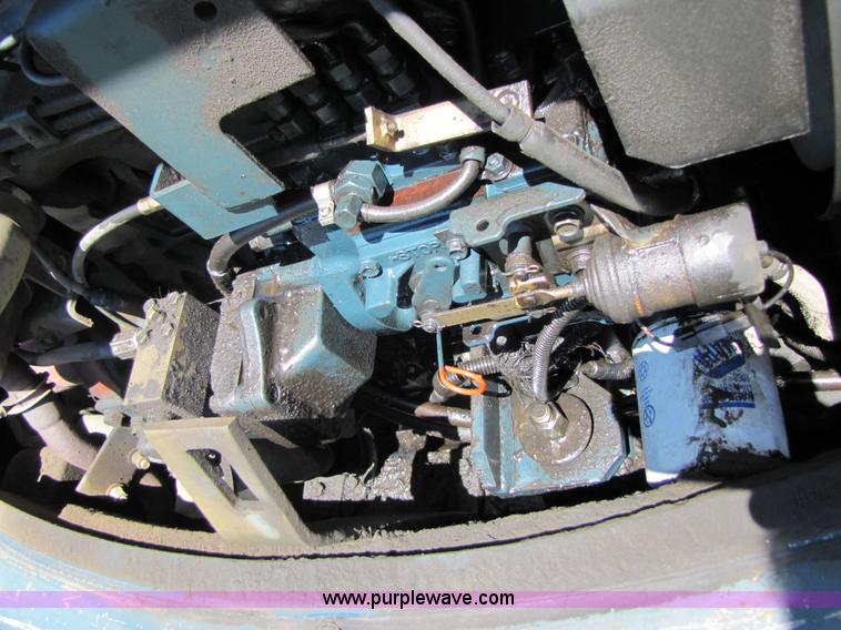 image for item 3539 1997 Kubota KX121-2 mini excavator