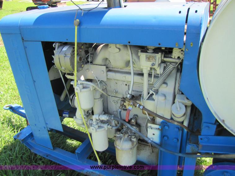 image for item 3541 6" water pump trailer