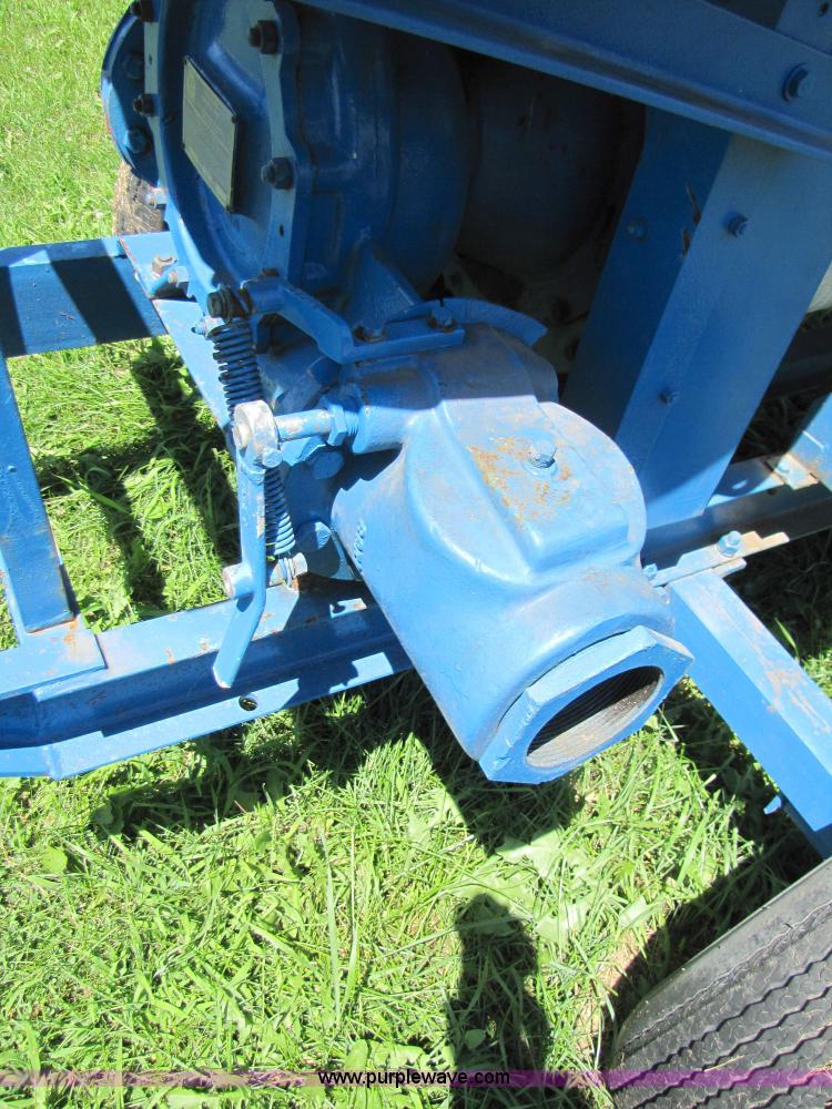 image for item 3541 6" water pump trailer