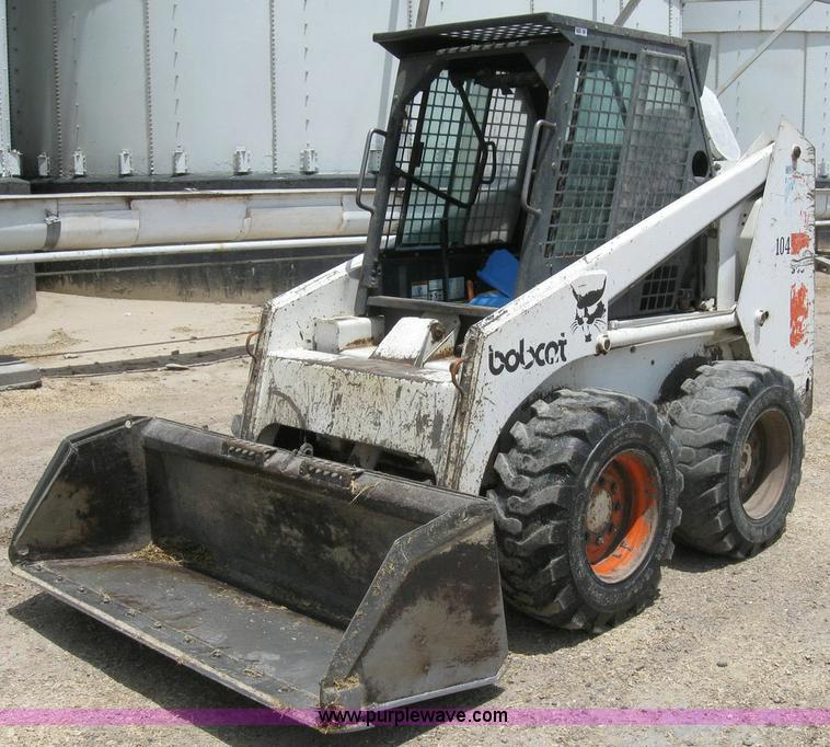 image for item 4288 1990 Bobcat 843B skid steer