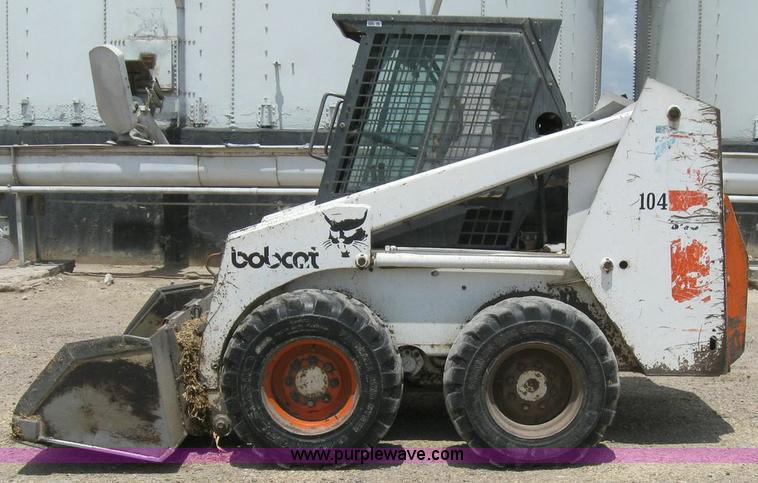 image for item 4288 1990 Bobcat 843B skid steer
