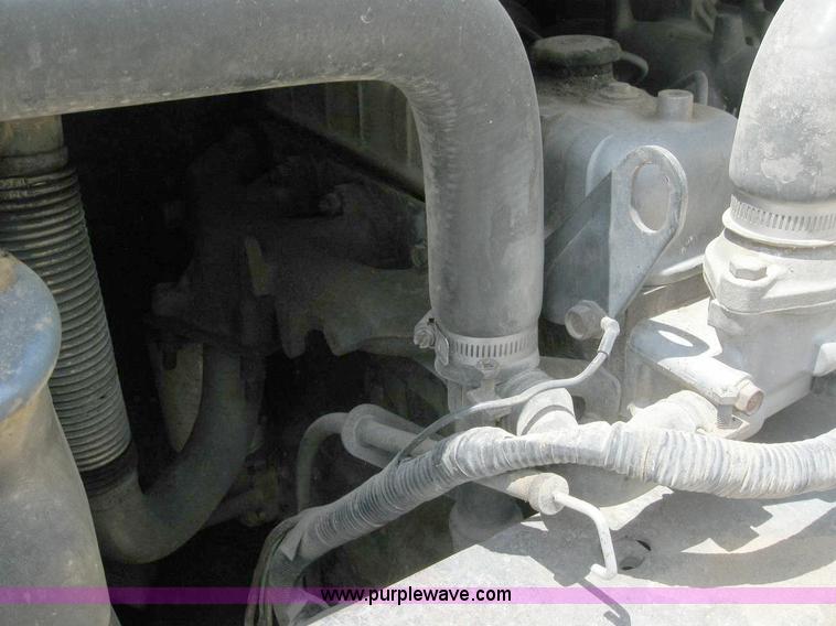 image for item 4288 1990 Bobcat 843B skid steer