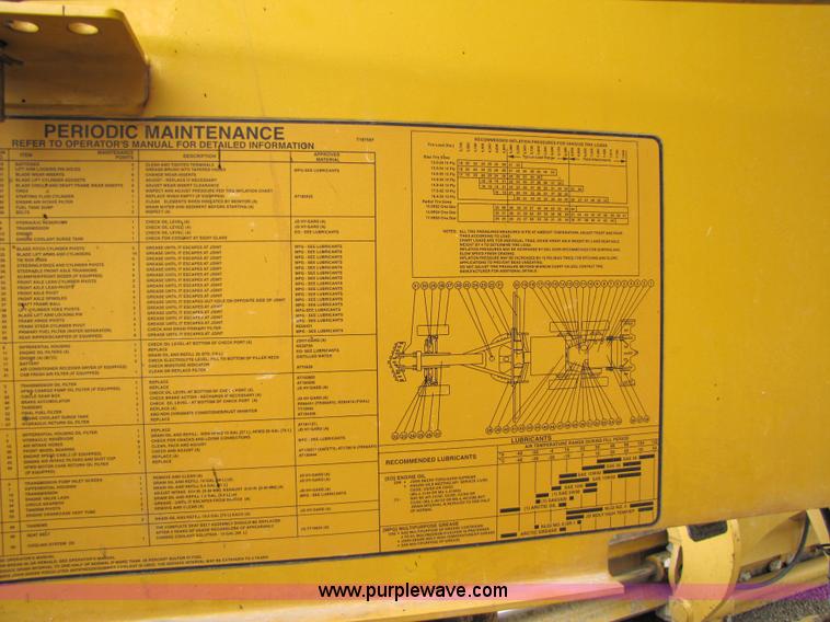 image for item 4810 1998 John Deere 772CH motor grader