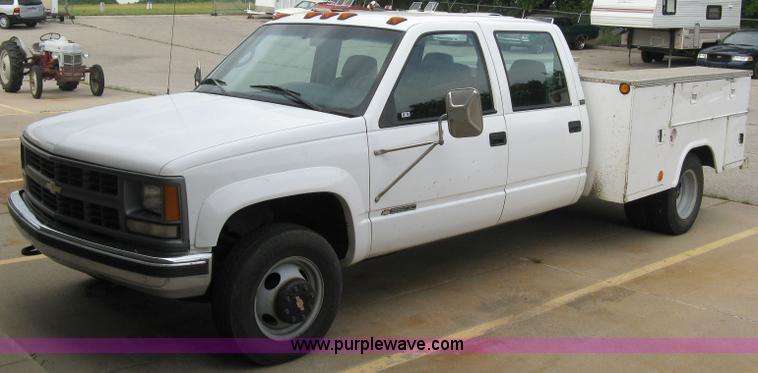 image for item 5032 1995 Chevrolet K3500 four door pickup with utility bed