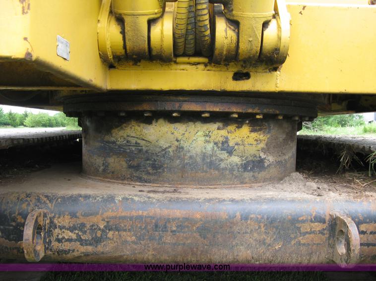 image for item 5033 1979 John Deere 690B excavator