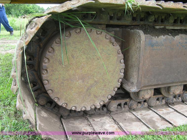 image for item 5033 1979 John Deere 690B excavator