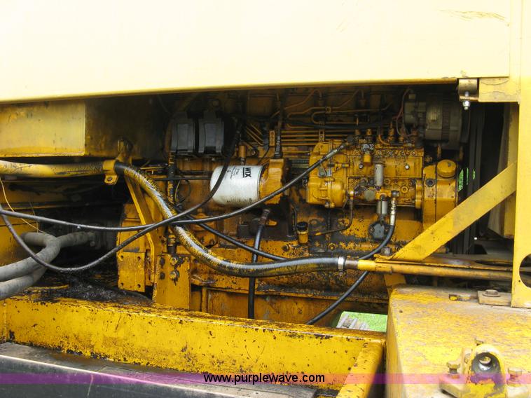 image for item 5033 1979 John Deere 690B excavator