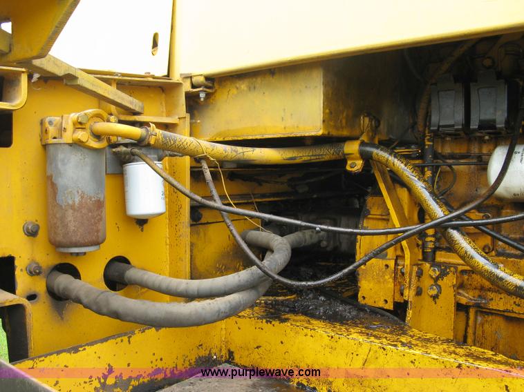 image for item 5033 1979 John Deere 690B excavator