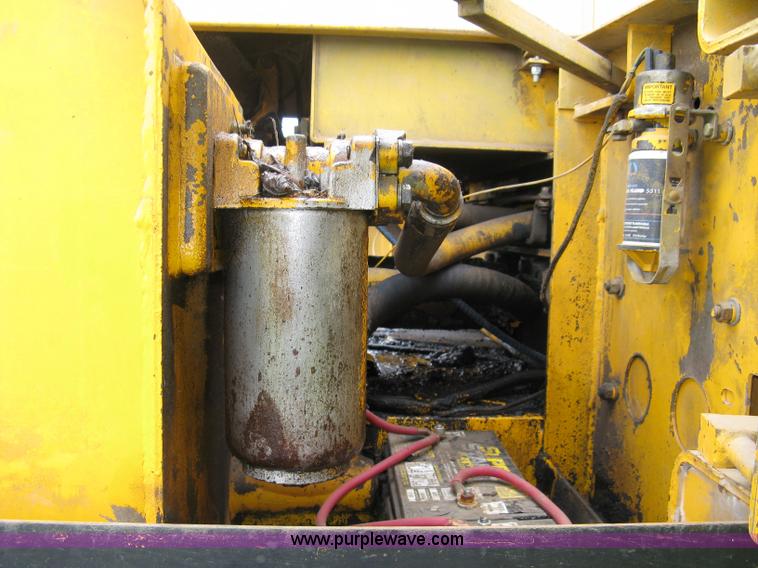 image for item 5033 1979 John Deere 690B excavator