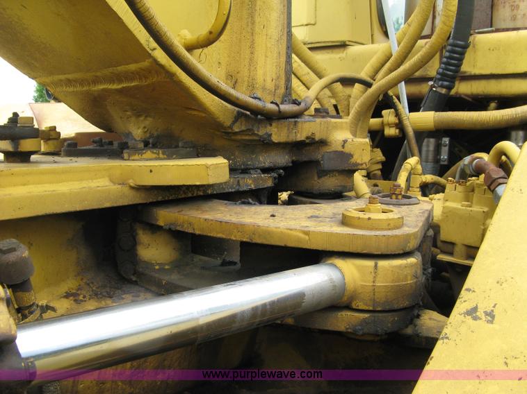 image for item 5034 1979 Fiat-Allis 161 paddle scraper