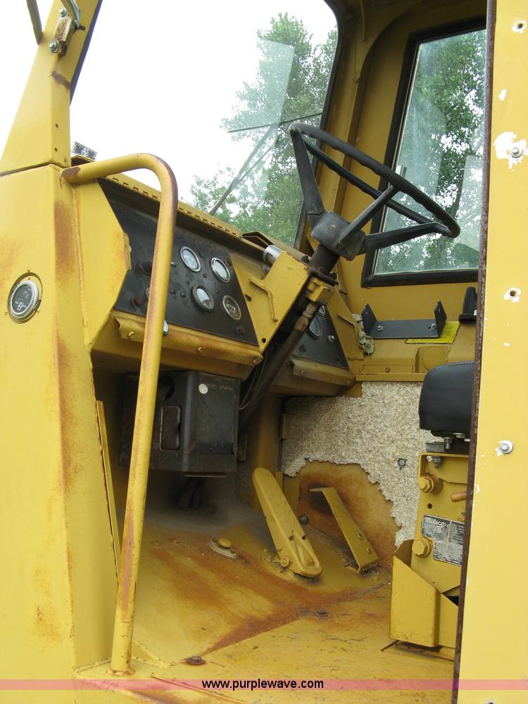 image for item 5034 1979 Fiat-Allis 161 paddle scraper