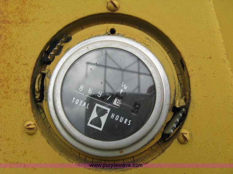 image for item 5034 1979 Fiat-Allis 161 paddle scraper