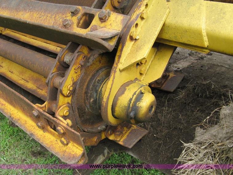 image for item 5034 1979 Fiat-Allis 161 paddle scraper