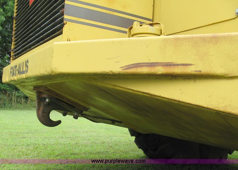 image for item 5034 1979 Fiat-Allis 161 paddle scraper