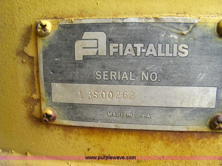 image for item 5034 1979 Fiat-Allis 161 paddle scraper