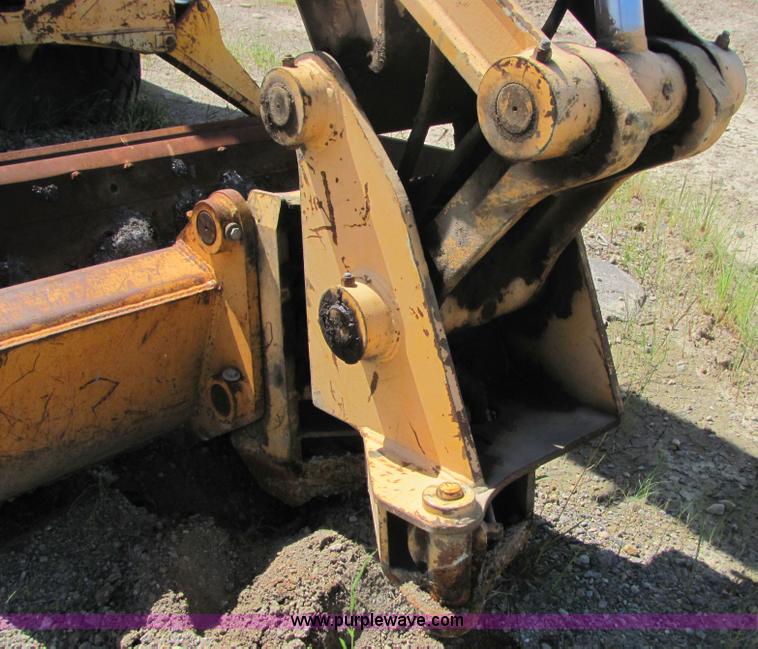 image for item 6667 1995 Badger 1085C excavator