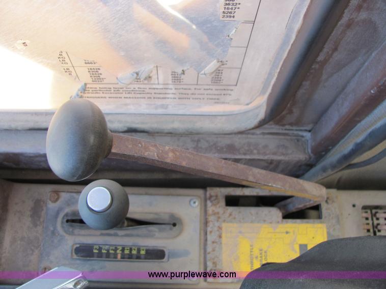 image for item 6667 1995 Badger 1085C excavator