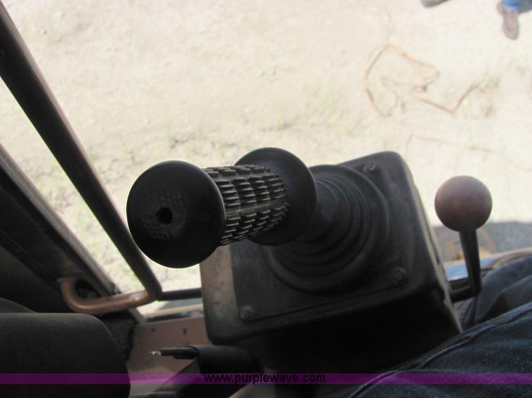 image for item 6667 1995 Badger 1085C excavator