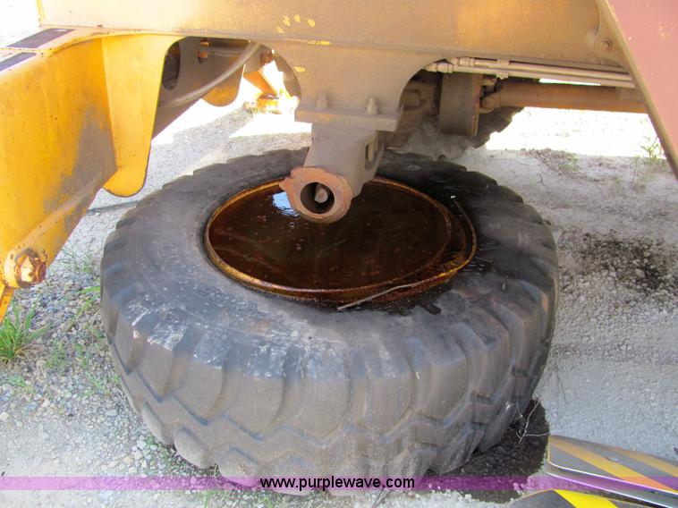 image for item 6667 1995 Badger 1085C excavator