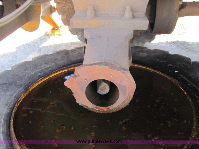 image for item 6667 1995 Badger 1085C excavator