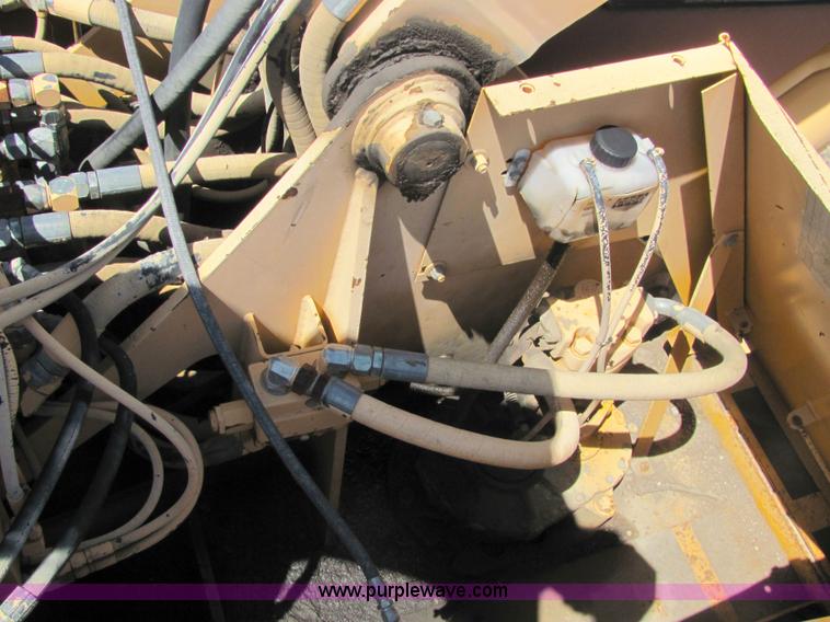 image for item 6667 1995 Badger 1085C excavator