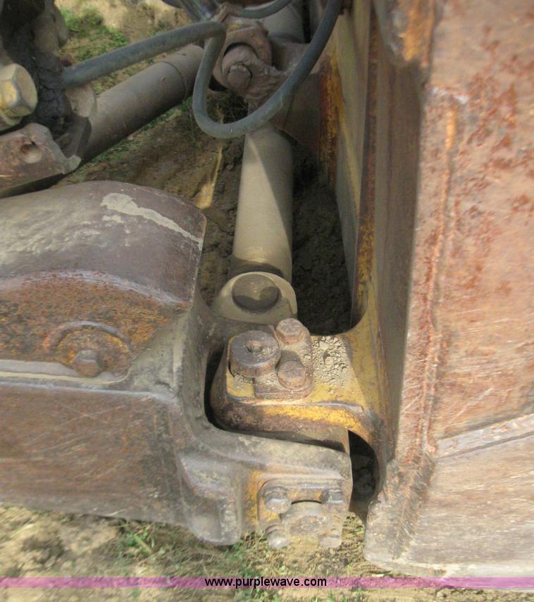 image for item 7211 1971 Caterpillar D8H dozer