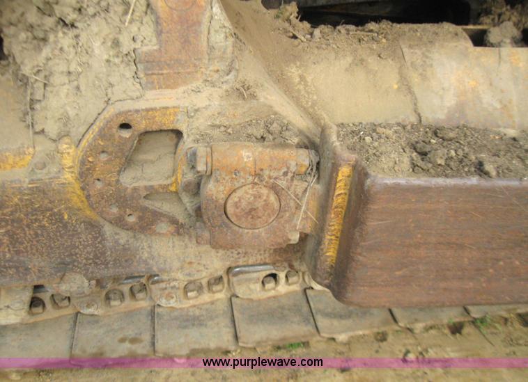 image for item 7211 1971 Caterpillar D8H dozer