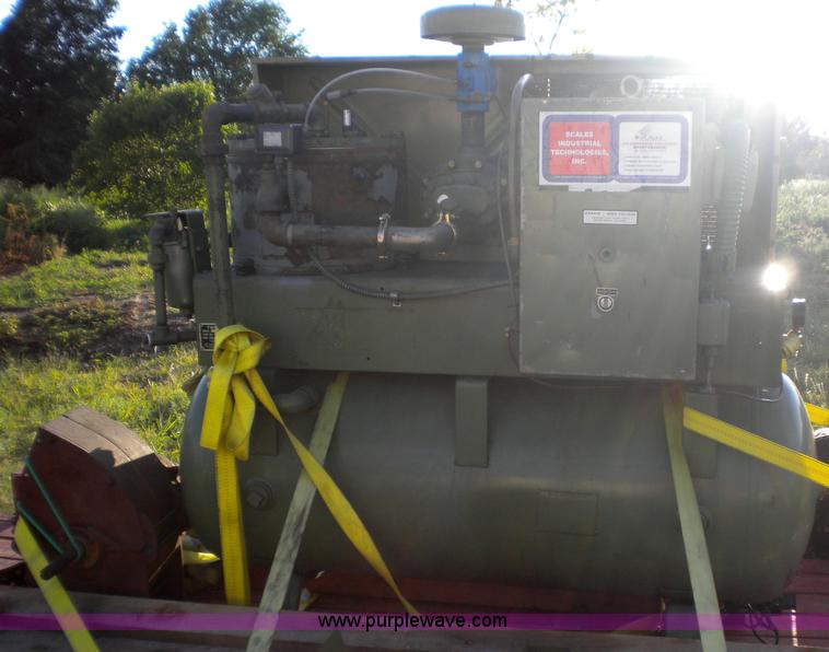 image for item 1000 Rotary screw compressor