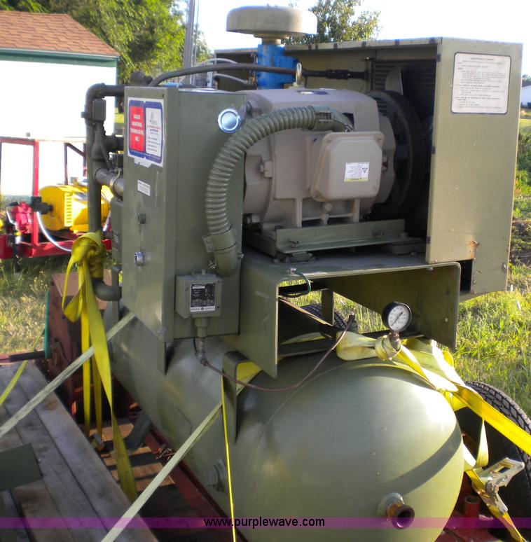 image for item 1000 Rotary screw compressor