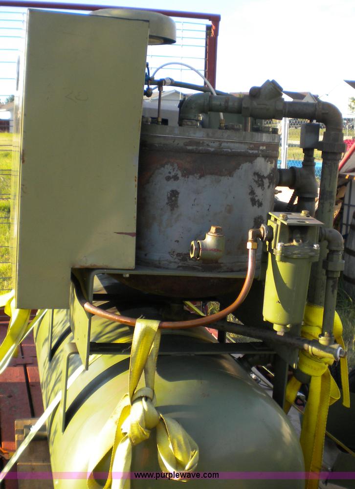 image for item 1000 Rotary screw compressor