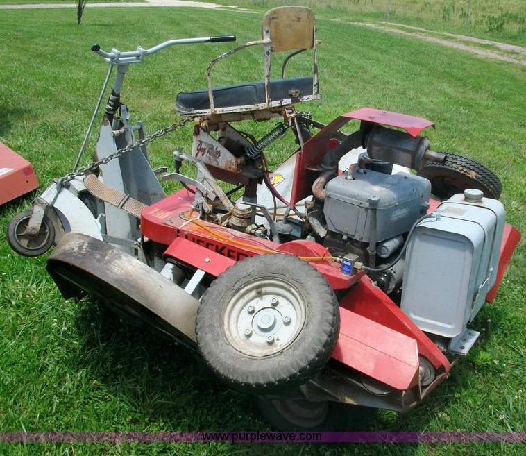 image for item 1003 Heckendorn 78501 85008 mower