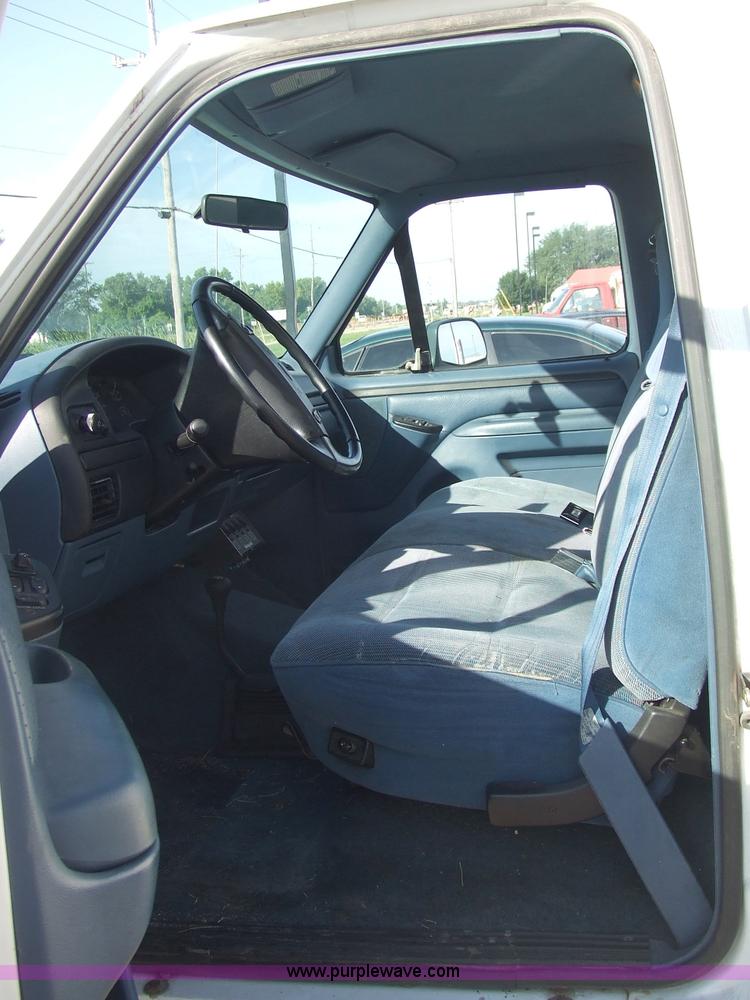 image for item 2093 1997 Ford F250 pickup truck with Shoreline Animobile animal transport boxes