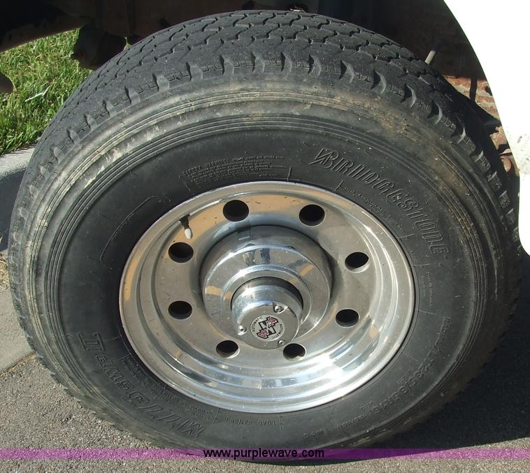 image for item 2093 1997 Ford F250 pickup truck with Shoreline Animobile animal transport boxes