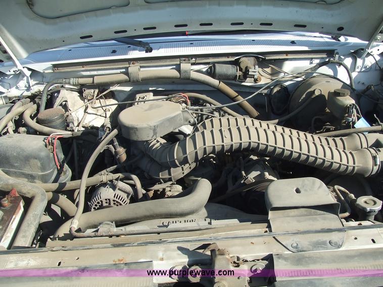 image for item 2093 1997 Ford F250 pickup truck with Shoreline Animobile animal transport boxes