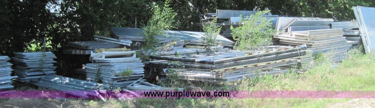 image for item 3001 Large walk-in cooler